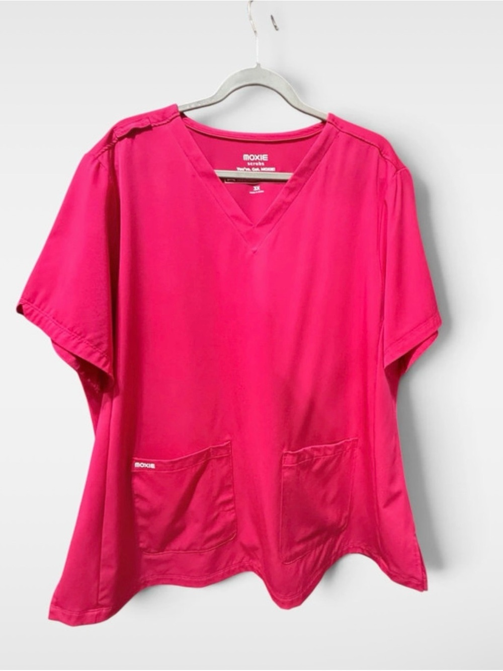 NWOT- Moxie Scrubs Women’s Hot Pink Stretch V-Neck Scrub Top | Size: 3X